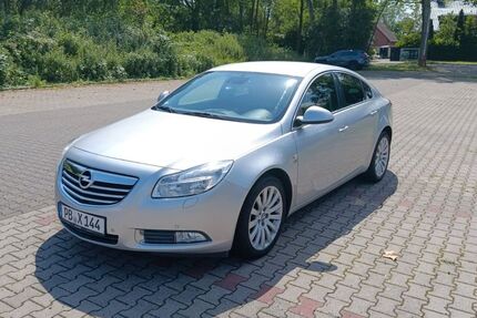 Opel Insignia 113.000 km 5.200 &euro; Bad Lippspringe 33175