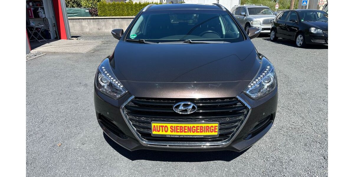 Hyundai i40 109.720 km 9.899 &euro; Linz Am Rhein -Kretzhaus 53560