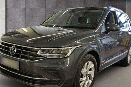 VW Tiguan 82.906 km 30.890 &euro; Flensburg 24941
