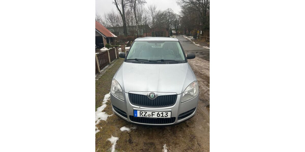Skoda Fabia 202.000 km 2.350 &euro; Geesthacht 21502