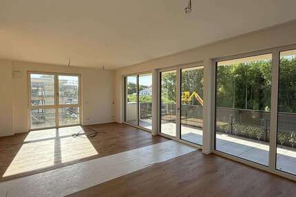 Wohnung Zwickau Auerbach - 4 Zimmer, 106 m&sup2;, 1.377&euro; | Angebot:27056698