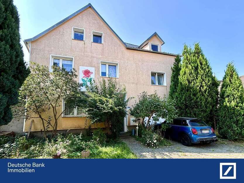 Haus zum Kaufen in Teuchern 180.000 € 150 m²