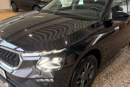 Skoda Kamiq 9.000 km 30.990 &euro; Elmshorn 25337