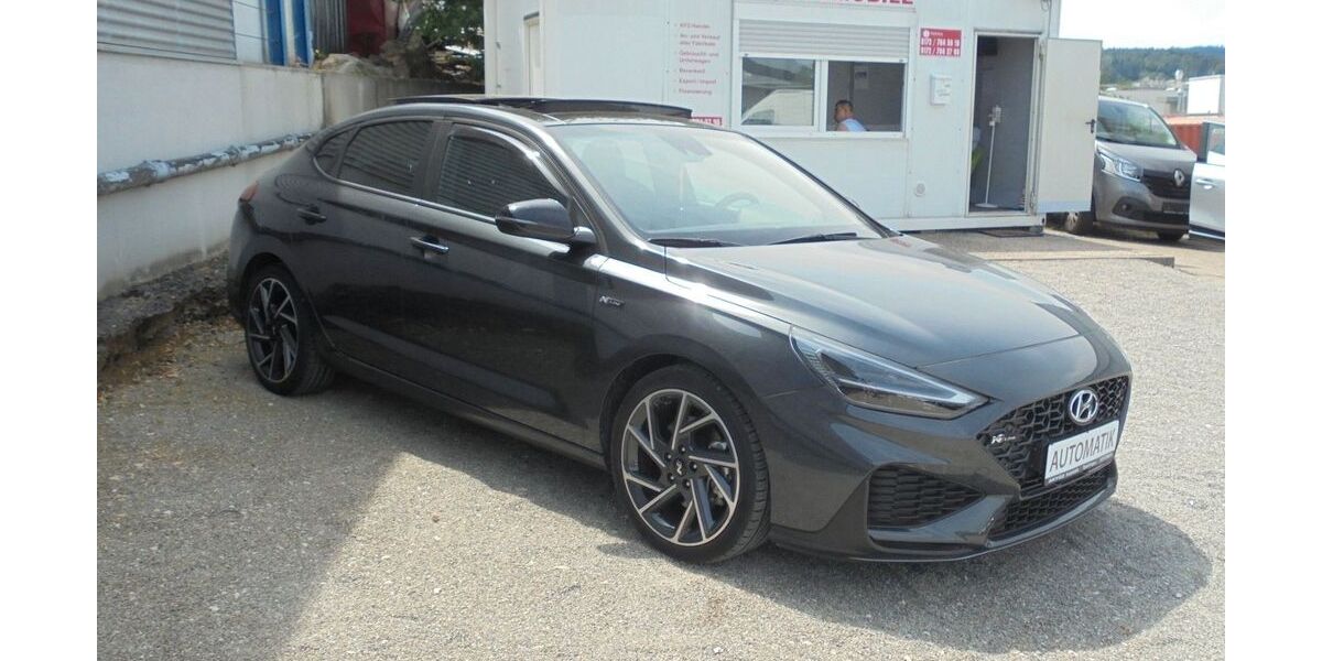 Hyundai i30 37.400 km 19.900 &euro; Spaichingen 78549