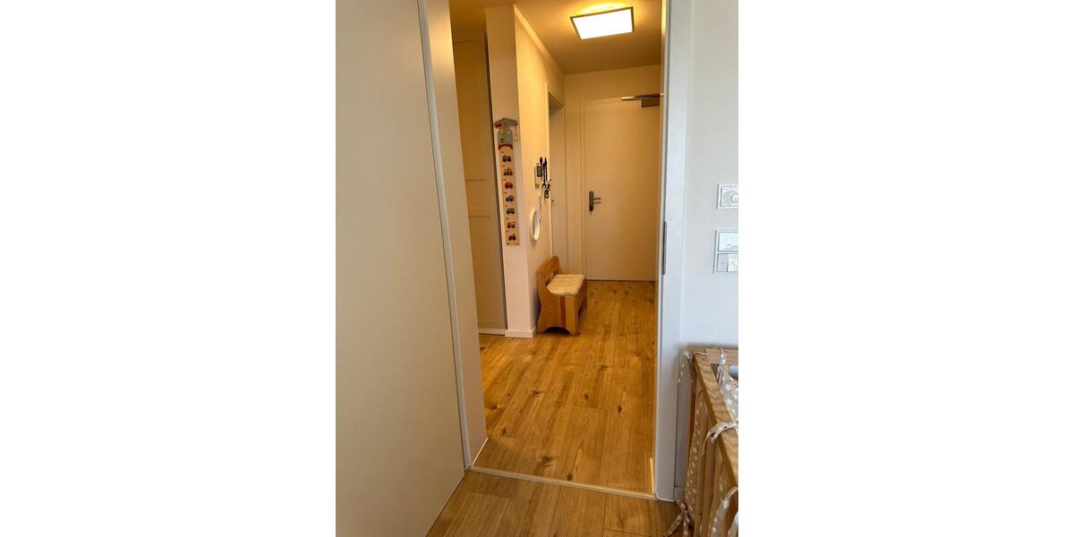Maisonettenwohnung Regensburg Konradsiedlung - 5 Zimmer, 150 m&sup2;, 2.250&euro; | Angebot:25393395