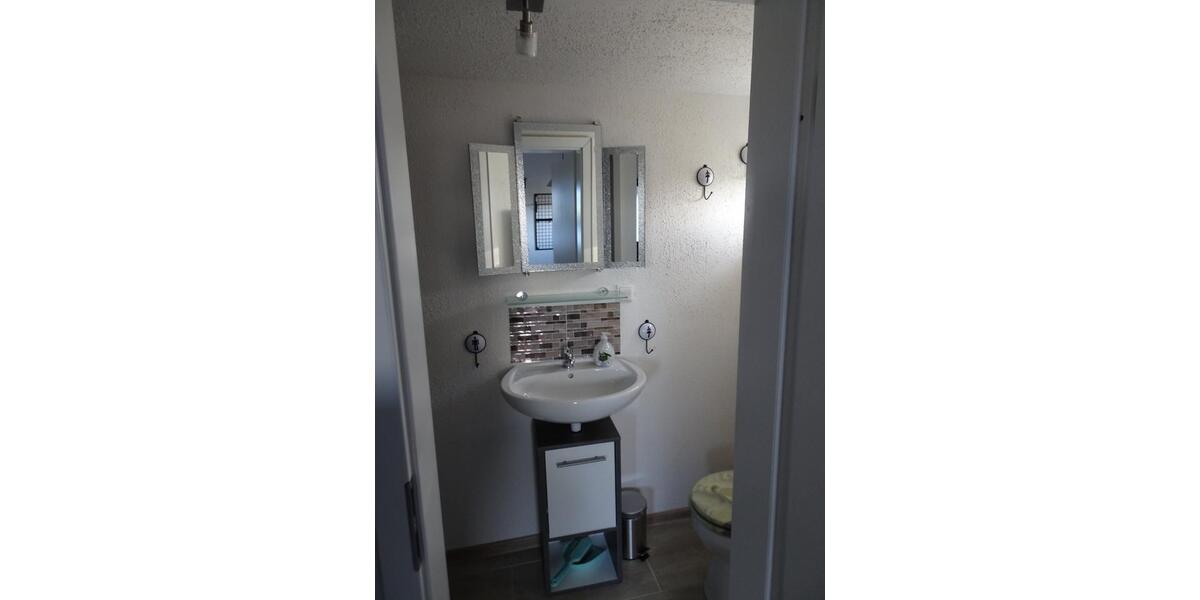 HAUS + extra Wohnung Friedrichskoog Nordsee + großem Grundstück 9 zimmer