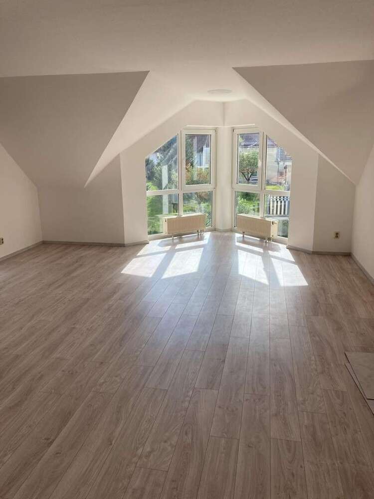 Wohnung zum Mieten in Eckardtshausen 589 € 80 m²