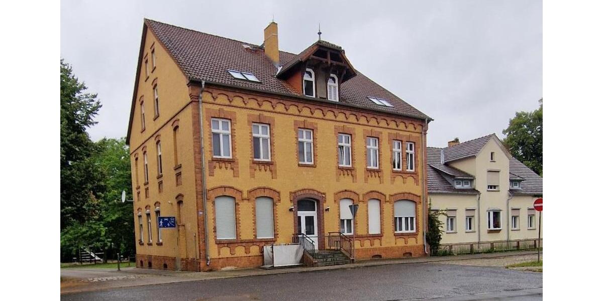 Etagenwohnung Finsterwalde - 2 Zimmer, 67 m&sup2;, 350&euro; | Angebot:26148312