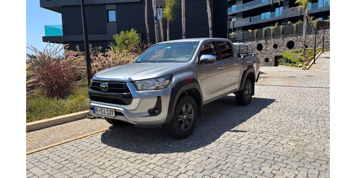 Toyota Hilux 4.500 km 49.000 &euro; Regensburg 93047