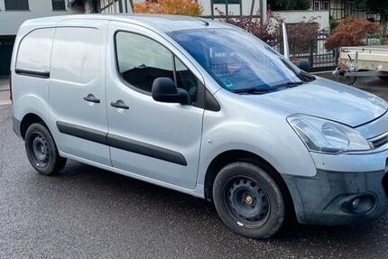Citroen Berlingo 173.307 km 4.800 € HALLUNGEN 99826