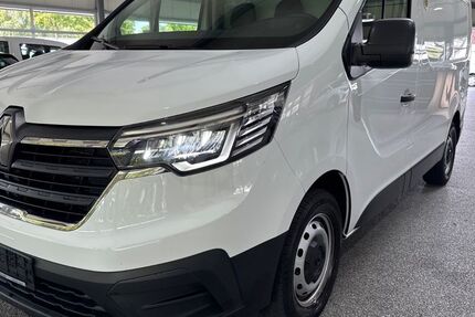 Renault Trafic 67.922 km 19.980 € Troisdorf 53842