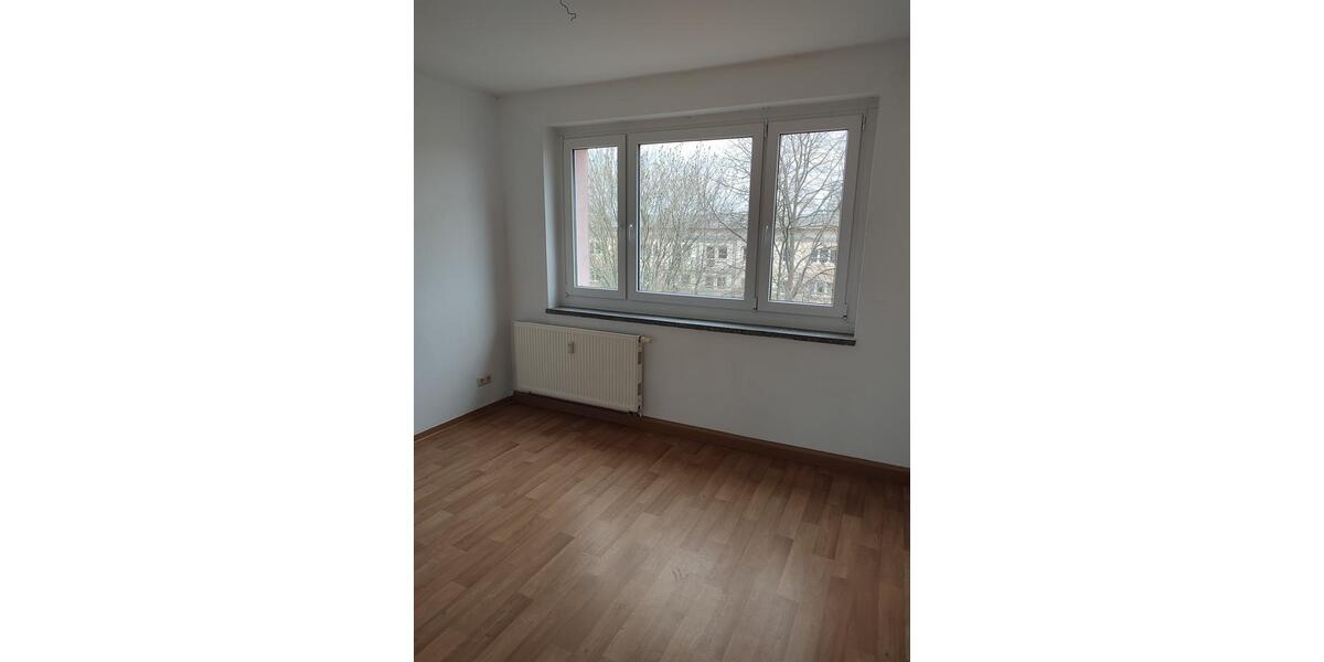 Etagenwohnung Kamenz - 5 Zimmer, 84 m&sup2;, 570&euro; | Angebot:25907378