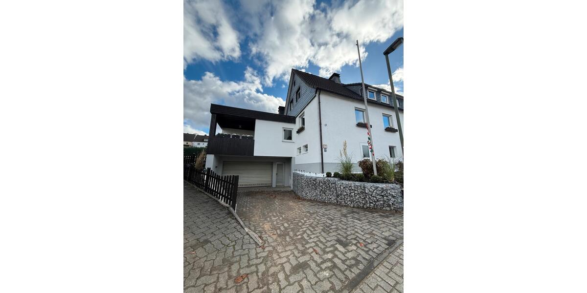 Doppelhaushälfte mit großem Garten 5 zimmer