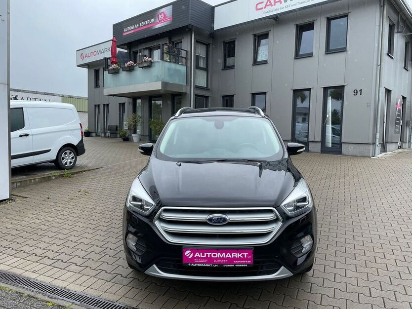 Ford Kuga 108.000 km 17.990 € Lüdinghausen 59348