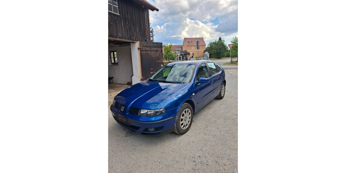 Seat Leon 204.987 km 2.350 &euro; Bautzen 02625