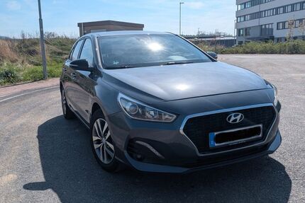 Hyundai i30 68.500 km 12.999 &euro; Freigericht 63579