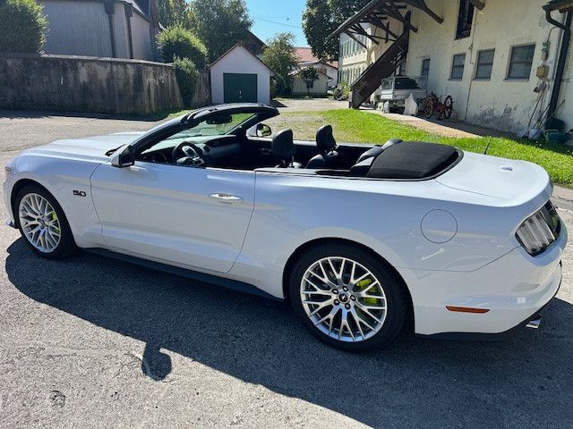 Ford Mustang 57.000 km 33.500 &euro; Igling 86859