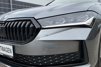 Skoda Superb 8.319 km 46.600 &euro; Geretsried bei München 82538