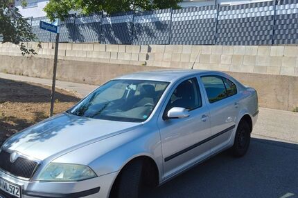 Skoda Octavia 272.000 km 2.999 &euro; Massenbachhausen 74252