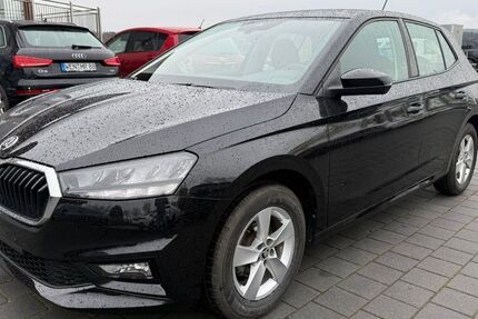 Skoda Fabia 17.923 km 16.890 &euro; Pirk 92712