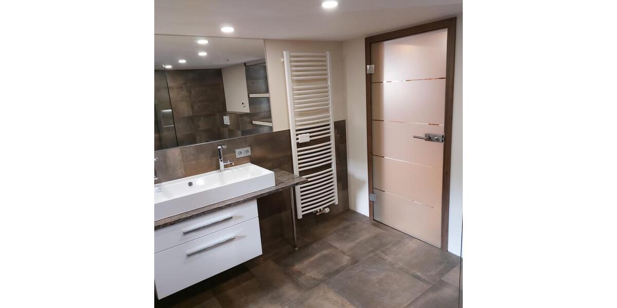 Maisonettenwohnung Hameln Kernstadt - 3 Zimmer, 166 m&sup2;, 1.200&euro; | Angebot:26462426