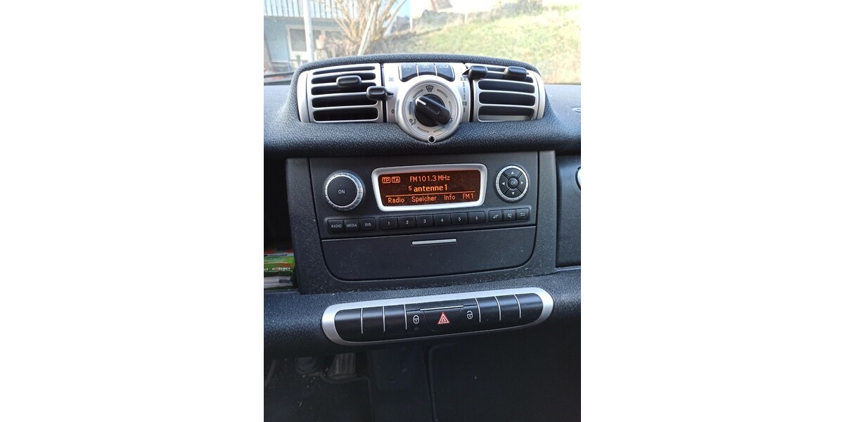 Smart ForTwo 86.500 km 6.250 € Urbach 73660