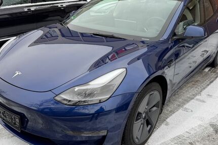 Tesla Model 3 86.000 km 25.444 &euro; Berlin 13599