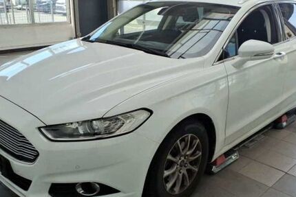 Ford Mondeo 96.618 km 11.833 &euro; Kassel 34123
