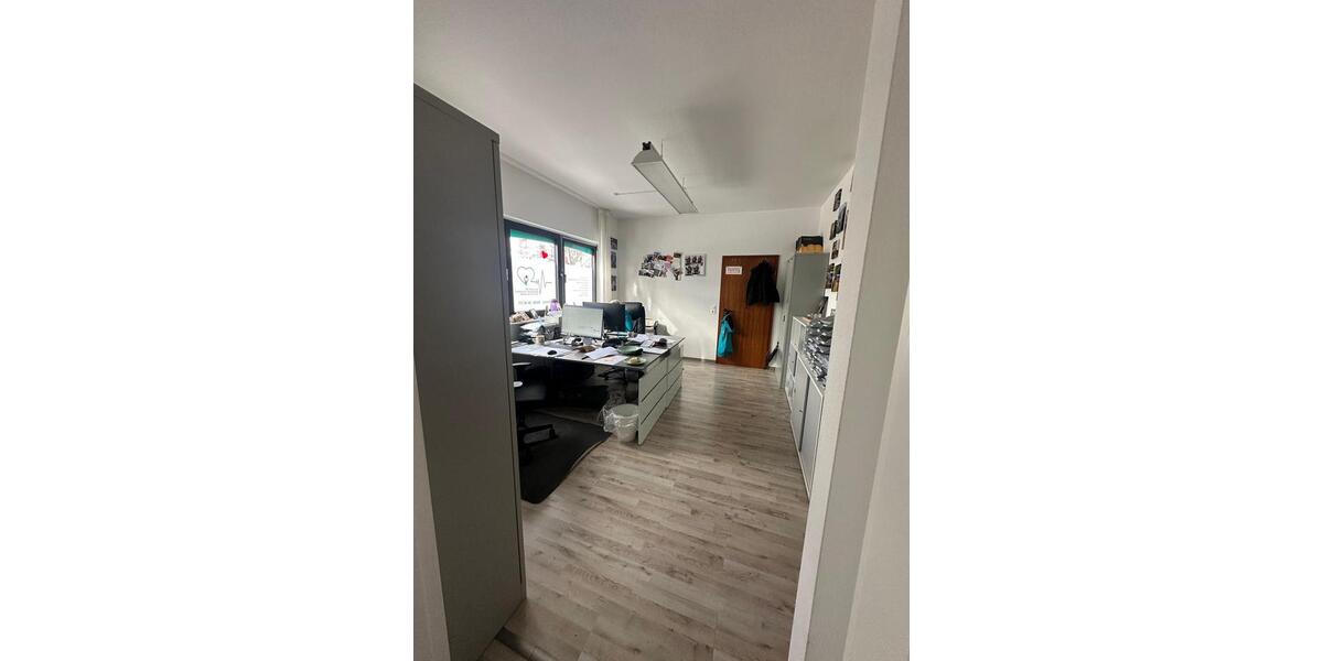 Gewerbeobjekt Lampertheim - 2.300&euro; | Angebot:25152844