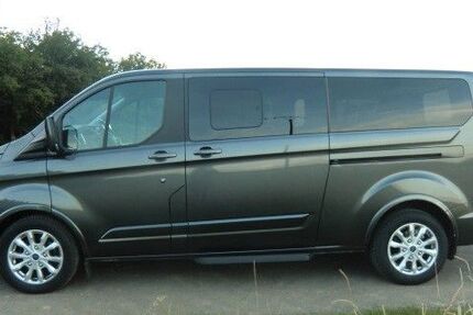 Ford Tourneo Custom 69.500 km 32.800 € Alsfeld 36304