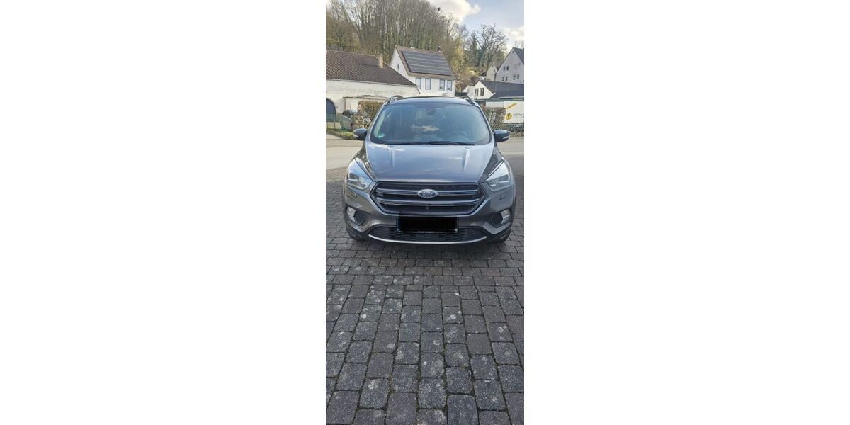 Ford Kuga 155.950 km 13.800 &euro; Bad Karlshafen 34285