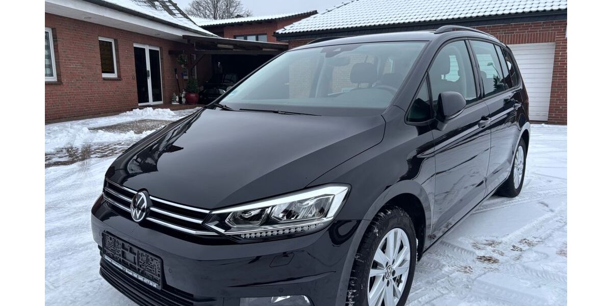 VW Touran 21.432 km 30.990 &euro; Braak 22145
