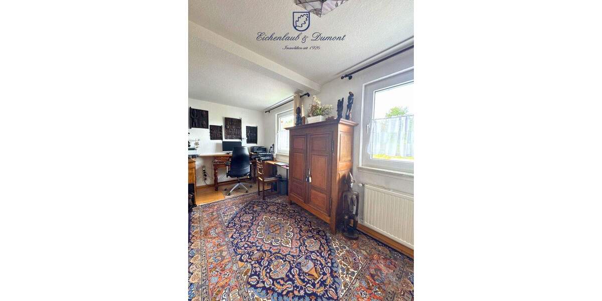 Einfamilienhaus mit Wintergarten, Garage + parkähnlichem Garten 6 zimmer