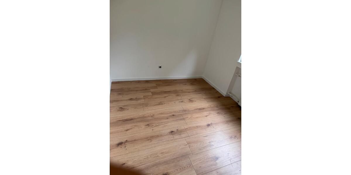 Etagenwohnung Blomberg - 4 Zimmer, 81 m&sup2;, 600&euro; | Angebot:26415601