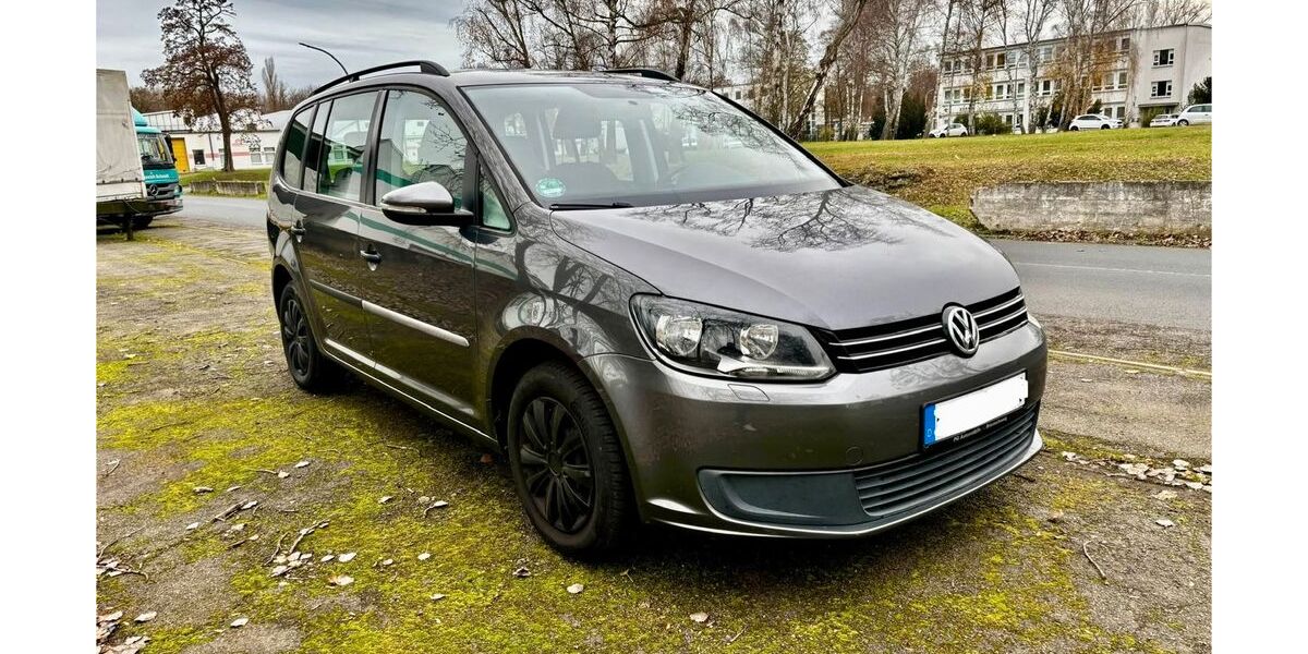 VW Touran 146.500 km 6.990 &euro; Braunschweig 38116
