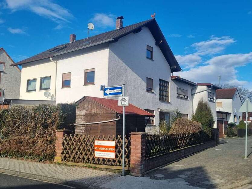 Haus zum Kaufen in Langenselbold 360.000 € 160 m²