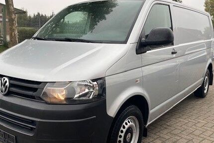 VW T5 Transporter 179.000 km 13.900 € Cloppenburg 49661