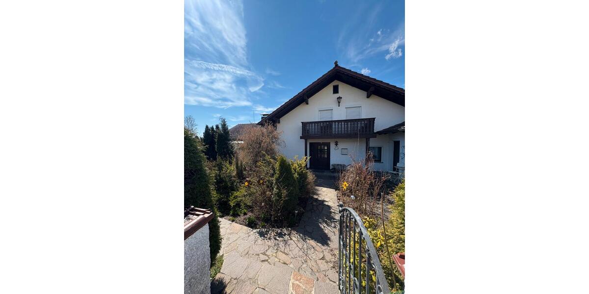 Einfamilienhaus Ruhstorf an der Rott - 11 Zimmer, 245 m&sup2;, 419.000&euro; | Angebot:26521361