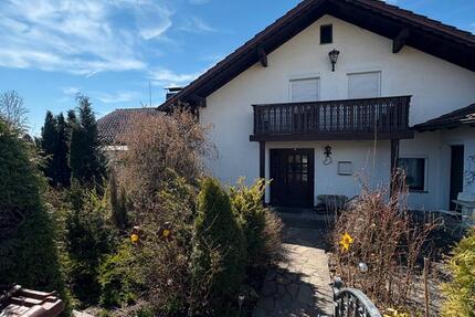 Haus Ruhstorf an der Rott - 11 Zimmer, 245 m&sup2;, 419.000&euro; | Angebot:26521361