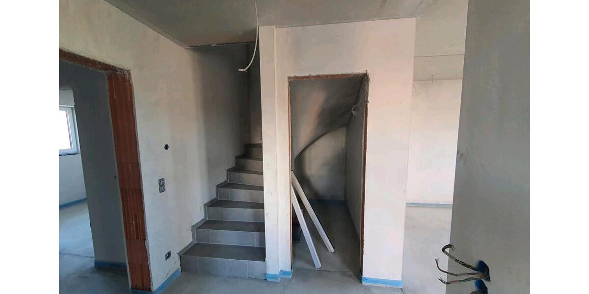 Doppelhaushälfte Regensburg Brandlberg - 5 Zimmer, 150 m&sup2;, 2.760&euro; | Angebot:26278685