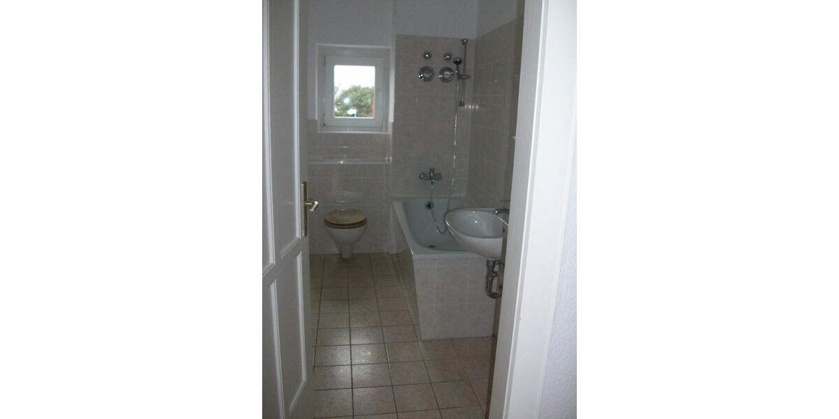 Etagenwohnung Riesa - 4 Zimmer, 77 m&sup2;, 78.540&euro; | Angebot:26926895