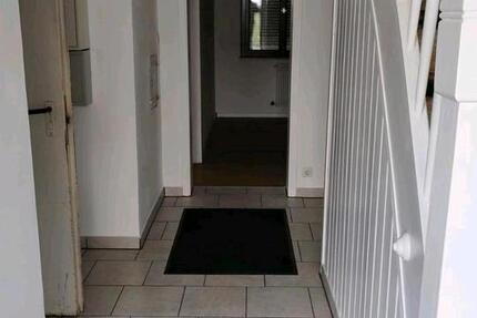 Wohnung Ammerbuch - 5 Zimmer, 180 m&sup2;, 1.800&euro; | Angebot:26032202