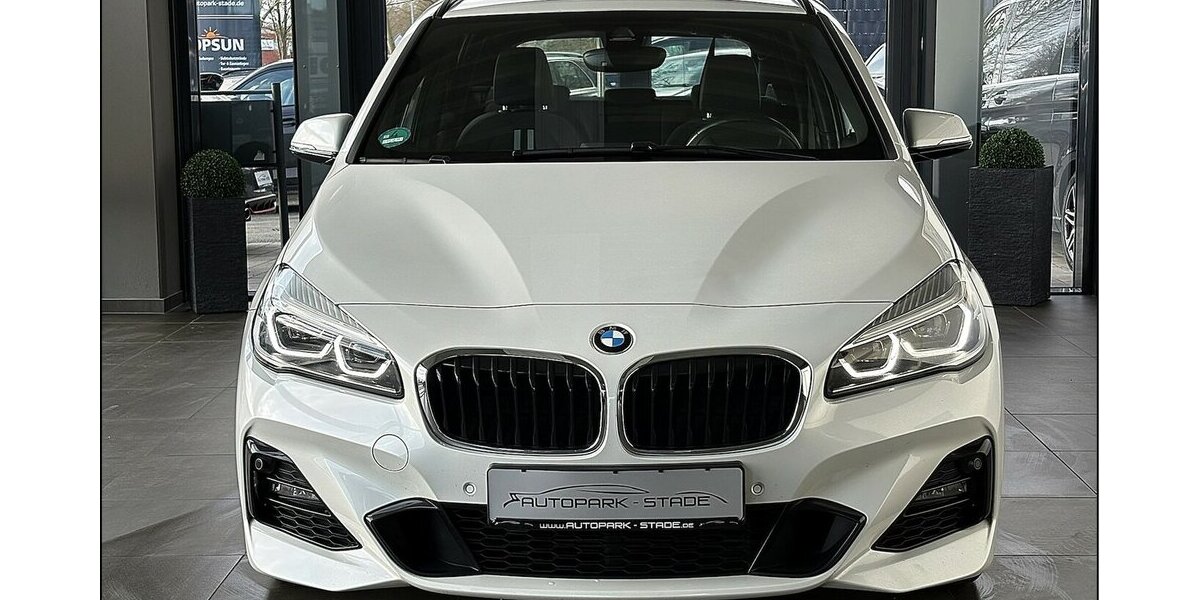 BMW 218 Active Tourer d M Sport LED Navi Assist. 122.000 km 15.290 &euro; Stade 21682