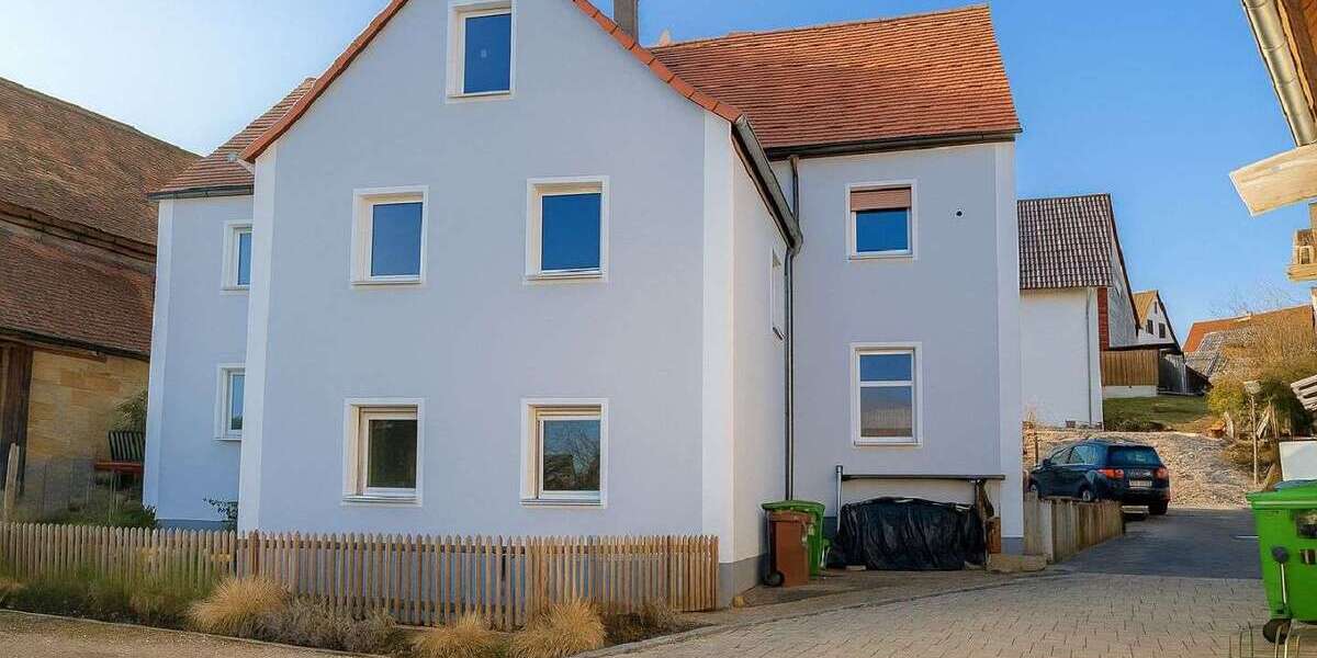 Etagenwohnung Lauf an der Pegnitz - 6 Zimmer, 123 m&sup2;, 174.000&euro; | Angebot:24982249