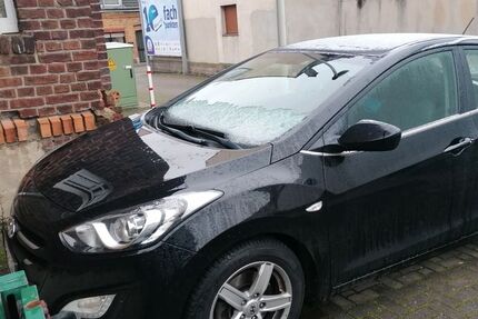 Hyundai i30 157.000 km 8.900 &euro; Frechen 50226