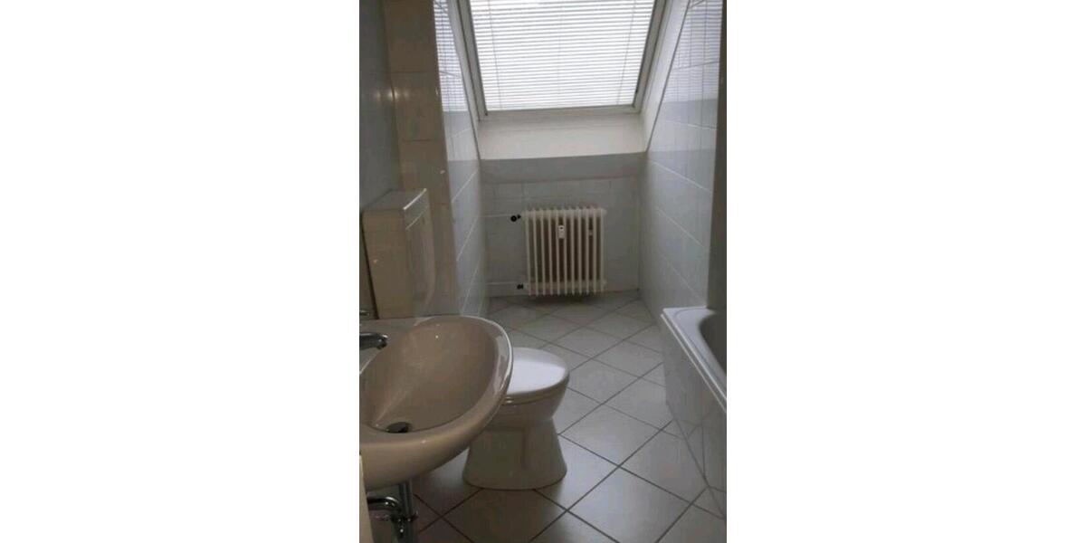 Dachgeschoßwohnung Lüdenscheid Staberg - 2 Zimmer, 42 m&sup2;, 73.000&euro; | Angebot:26288284