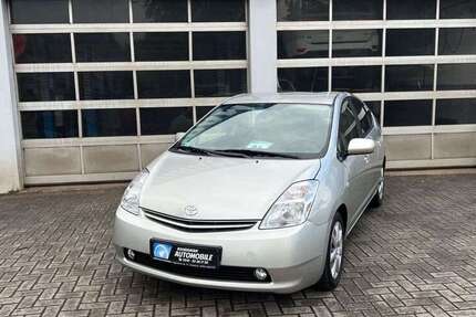 Toyota Prius 61.000 km 8.999 &euro; Osnabrück 49090
