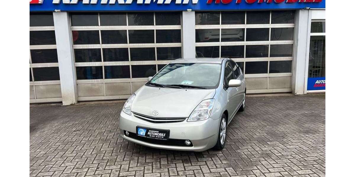 Toyota Prius 61.000 km 8.999 &euro; Osnabrück 49090