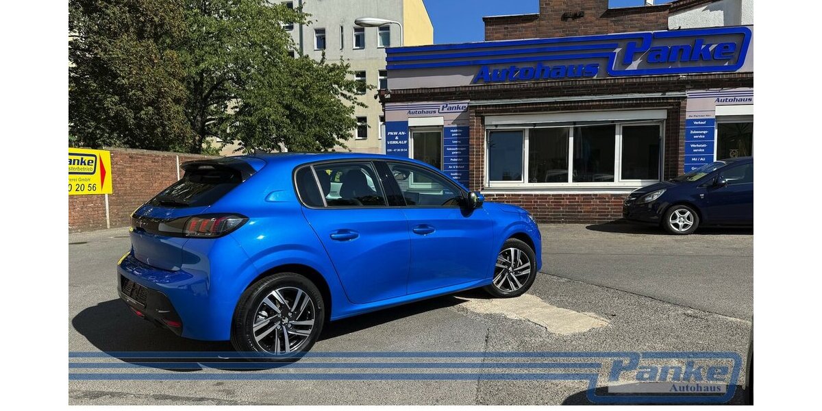 Peugeot 208 Allure*Pano*R-Cam*Navi*Keyless*LED* 32.381 km 13.690 &euro; Berlin 13187