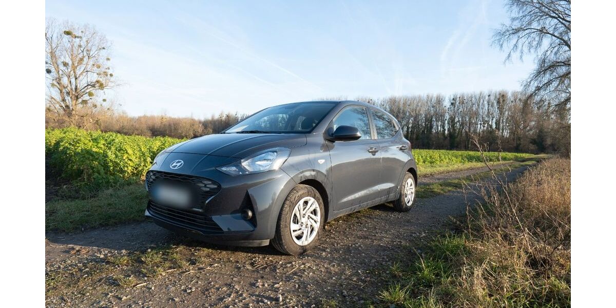 Hyundai i10 13.000 km 15.500 &euro; Karlsruhe 76187